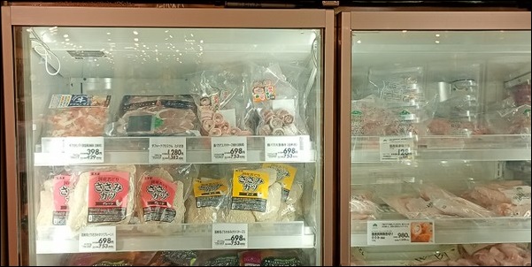 食料品コーナー