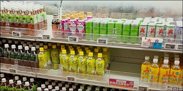 食料品コーナー