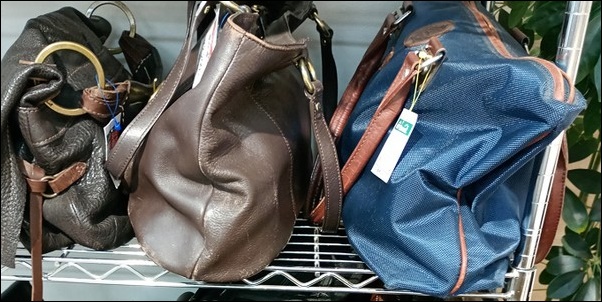 オフハウスカバン