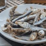 食べる煮干しはおやつ、おつまみ、料理に最適!一日の摂取量も解説