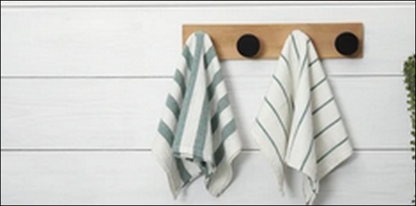 ふきん掛けよりミニハンガーが便利！まとめて干せて、落下防止に有効