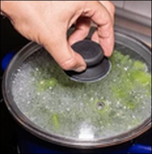 シリコーンあく取り落とし蓋