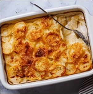 生乳仕立てのホワイトソースグラタン　じゃがいもとベーコン