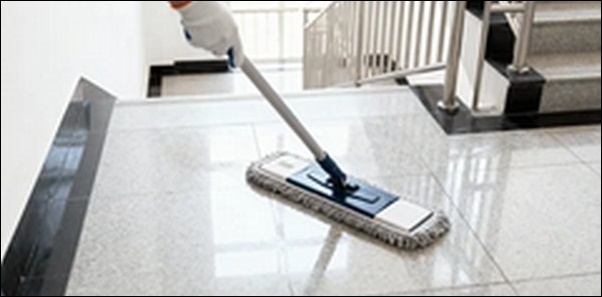 隙間掃除方法は簡単！便利モップがあればズボラでも楽勝【TV紹介】