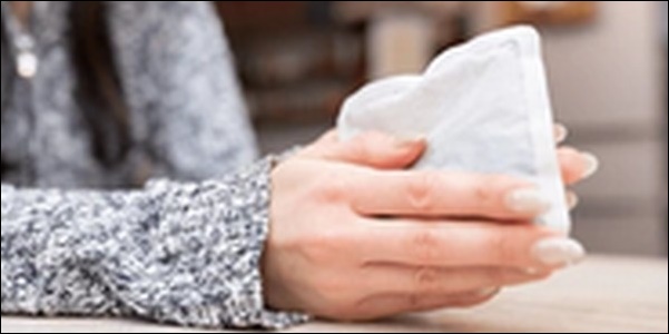 外出あったかグッズ！USB充電可能な電気カイロ【TV紹介】。