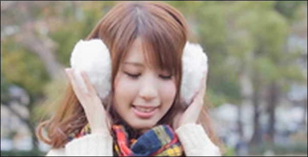 寝る前耳温めるグッズ！発熱タイプの使い捨てイヤーマフ【TV紹介】