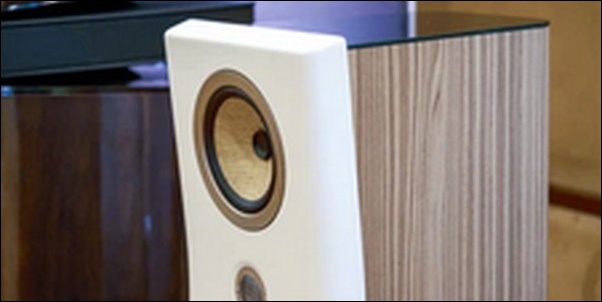 聞こえやすいスピーカー！声やセリフを際立たせる設計【TV紹介】